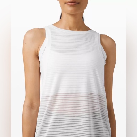 Lululemon Clear and Present Muscle Tank - Picture 1 of 4